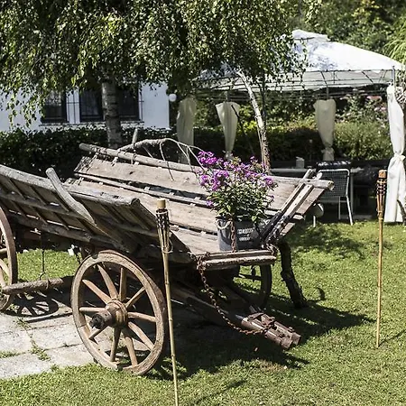 Am Faakersee / Haus Schalli