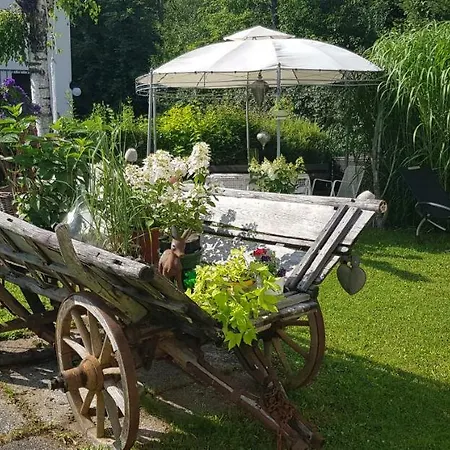 Gasthuis Am Faakersee / Haus Schalli